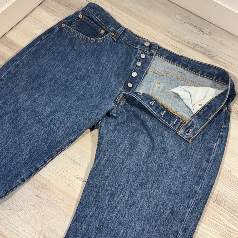 Levi Strauss Co 501 Jeans Mens W38 L34 Blue Denim Button Fly Straight Leg‎